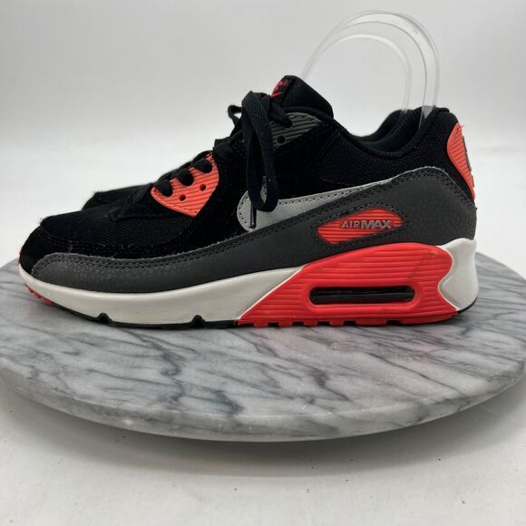 Nike Womens 8 Air Max 90 Essential 2013 Shoes Black Infrared Sneaker 537384-006 - Picture 5 of 14